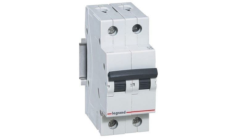 Chức năng chính của thiết bị đóng cắt là đảm bảo cho các động cơ của thiết điện