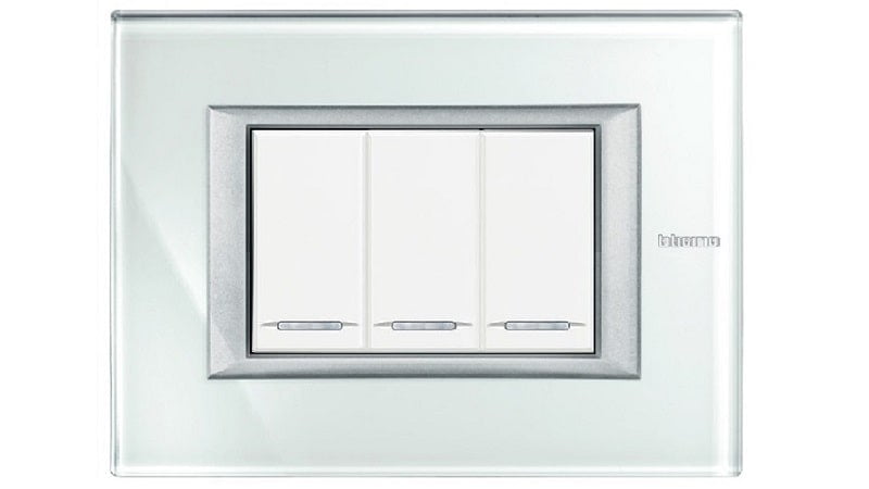 Công tắc ổ cắm legrand đa dạng về mẫu mã sản phẩm